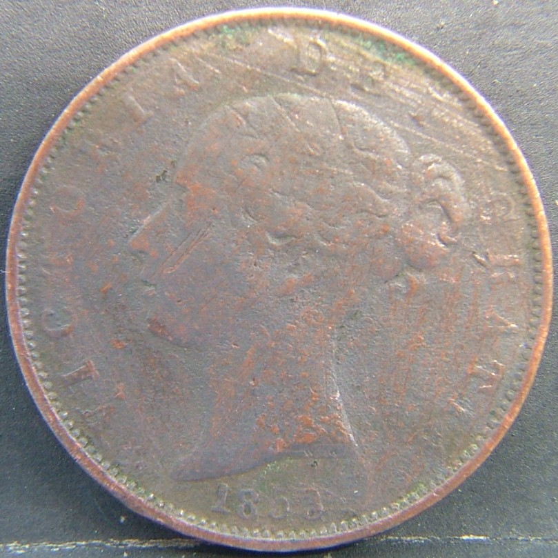 Back side of 🇬🇧 United Kingdom – Monarchs and Milestones Half Penny 1853 coin