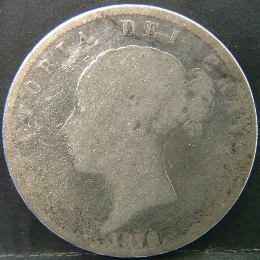 Back side of 🇬🇧 United Kingdom – Monarchs and Milestones Half Crown 1876 coin