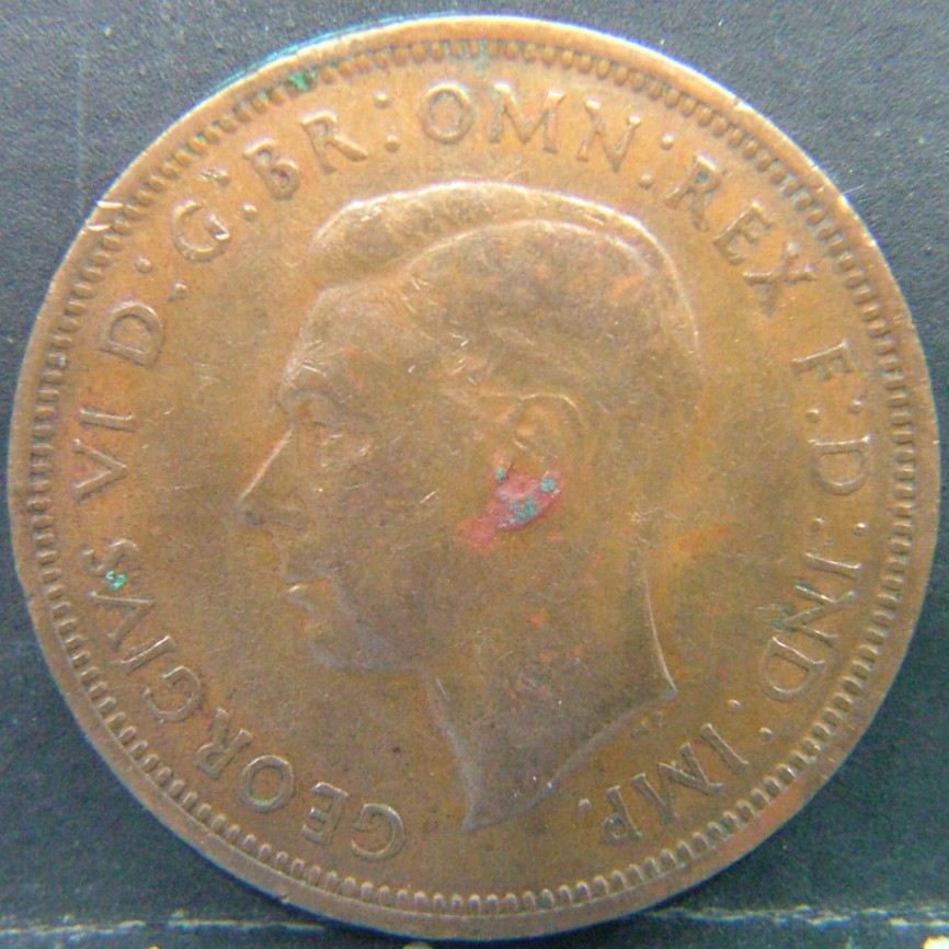 Back side of 🇬🇧 United Kingdom – Monarchs and Milestones Half Penny 1942 coin