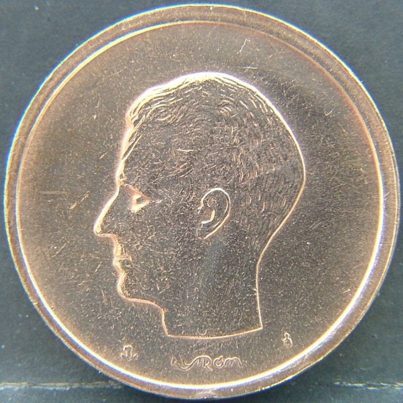 Front side of 🇧🇪 BELGIUM – Royal Portraits and National Symbols 20 Francs "Belgiqve" 1982 coin