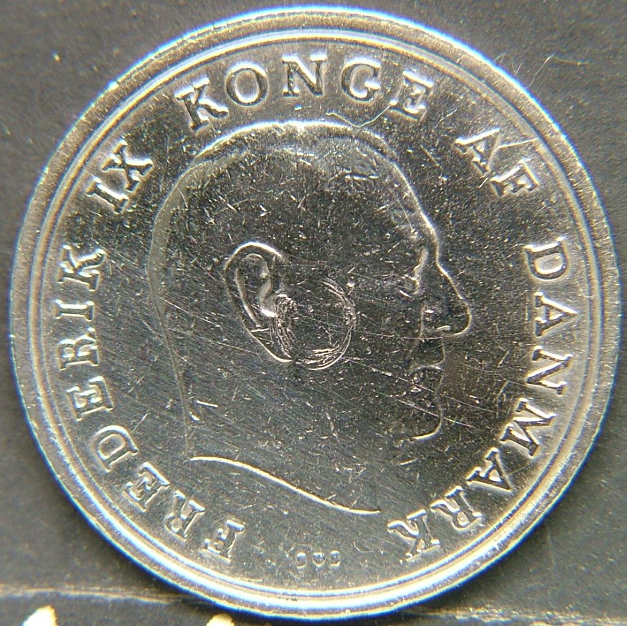 Back side of 🇩🇰 DENMARK – Viking Roots in Coinage 1 Krone  1972 object