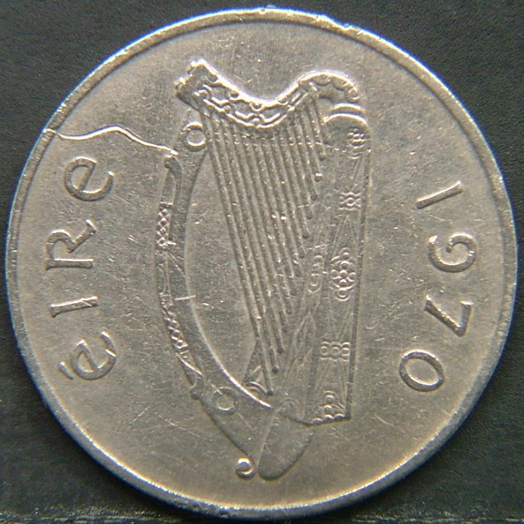 Back side of 🇮🇪 Irish Coins (1928–2001) 5 Pence 1970 coin