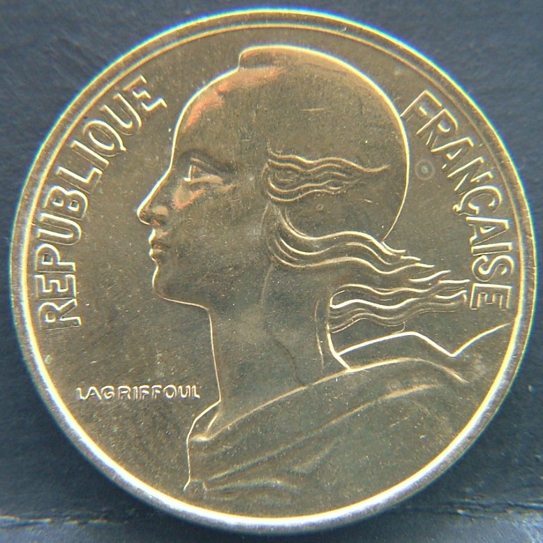 Front side of 🇫🇷 FRANCE 10 Centimes 1967 coin