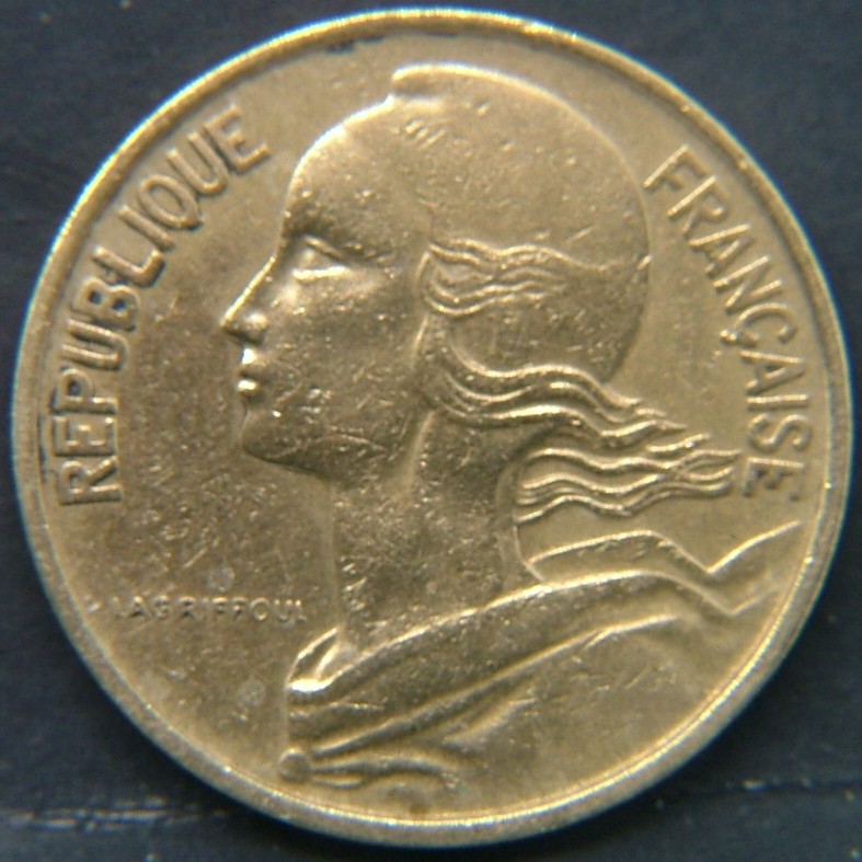 Back side of 🇫🇷 FRANCE 10 Centimes 1967 coin