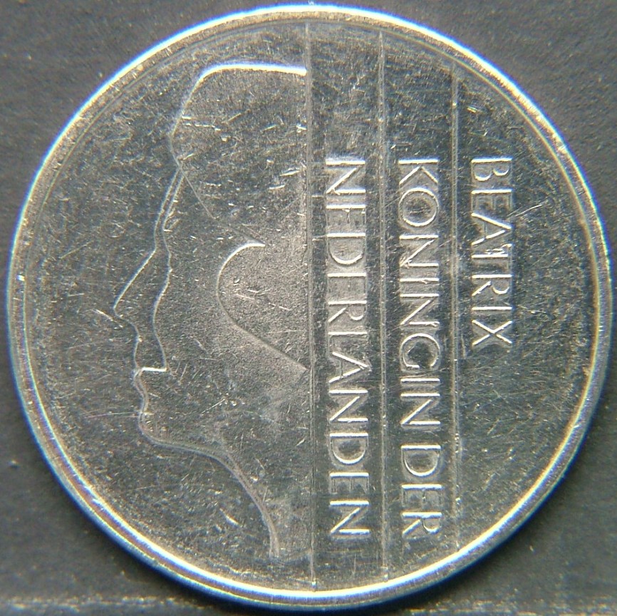Back side of 🇳🇱 NETHERLANDS – Dutch Coin Tradition 1 Gulden 1982 coin