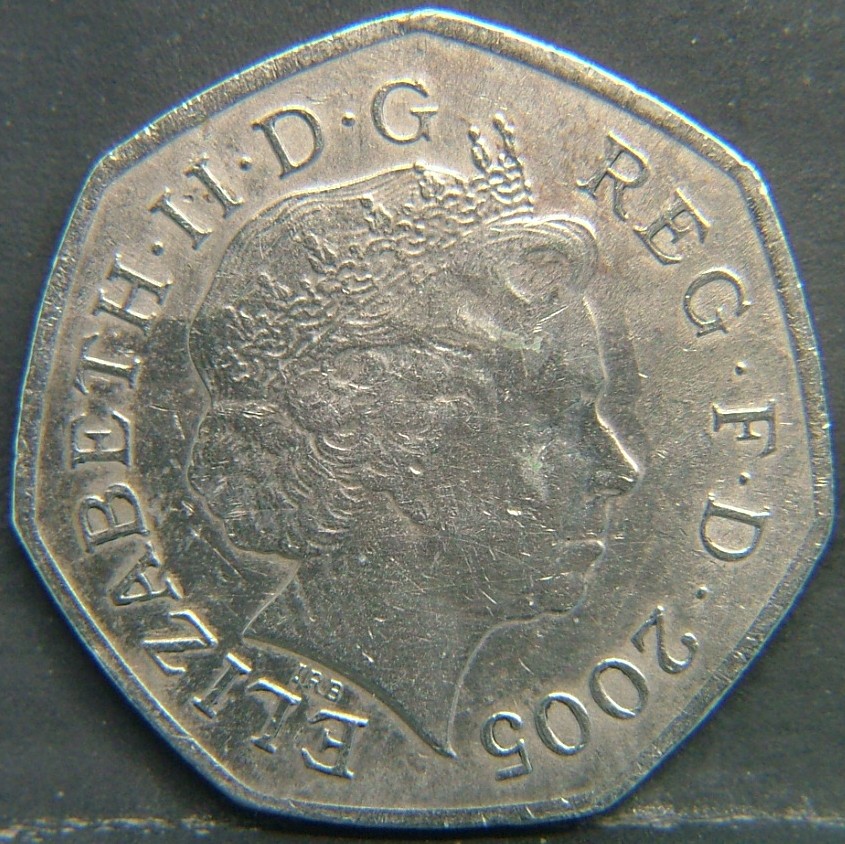 Back side of 🇬🇧 United Kingdom – Monarchs and Milestones 50 Pence 2005 coin