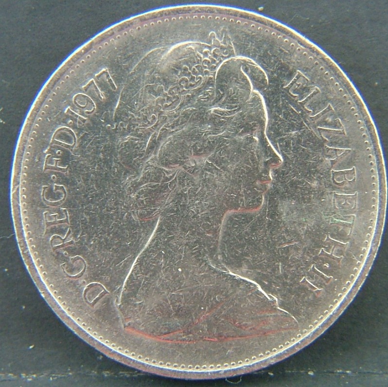 Front side of 🇬🇧 GREAT BRITAIN – Monarchs and Milestones 10 Pence 1977 coin