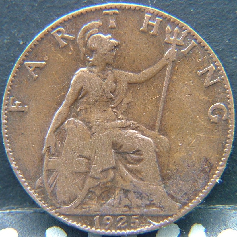 Additional view 1 of 🇬🇧 United Kingdom – Monarchs and Milestones Farthing 1925 coin