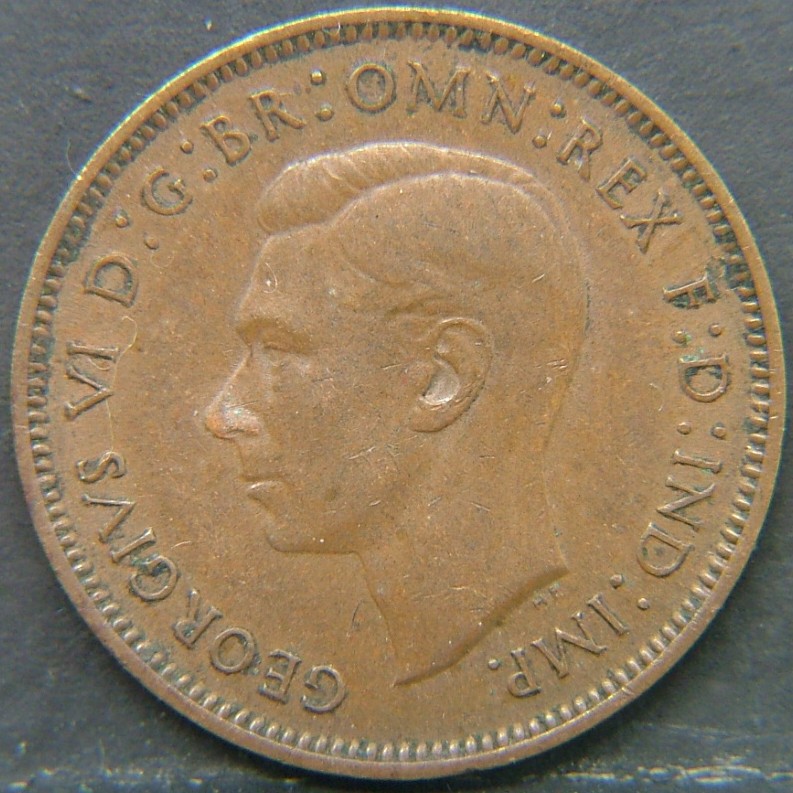 Back side of 🇬🇧 GREAT BRITAIN – Monarchs and Milestones 1 Farthing 1941 coin
